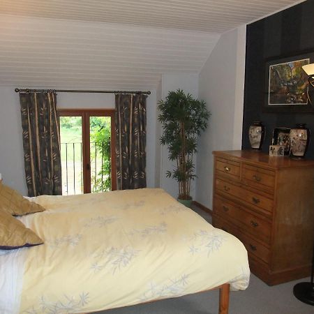 Chambres D'Hotes La Loge Sagrolle Urciers Buitenkant foto