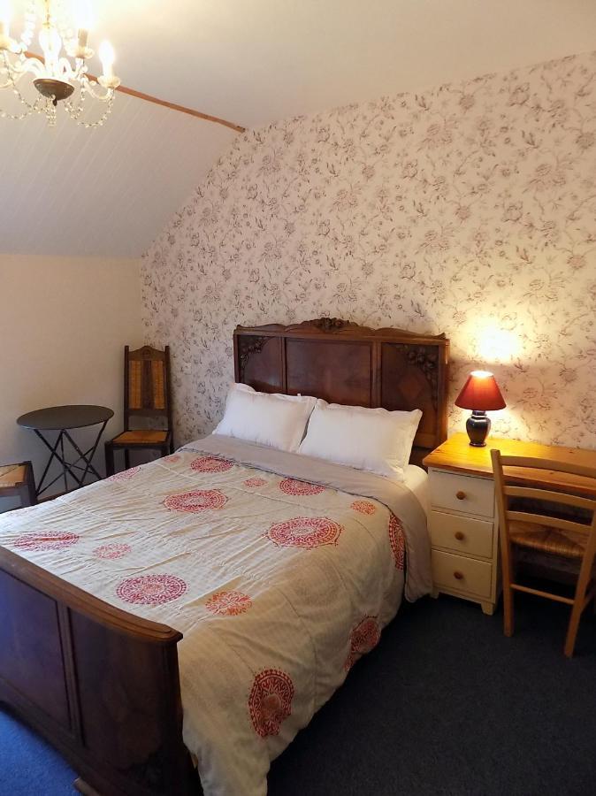 Chambres D'Hotes La Loge Sagrolle Urciers Buitenkant foto