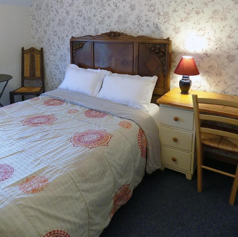 Chambres D'Hotes La Loge Sagrolle Urciers Buitenkant foto