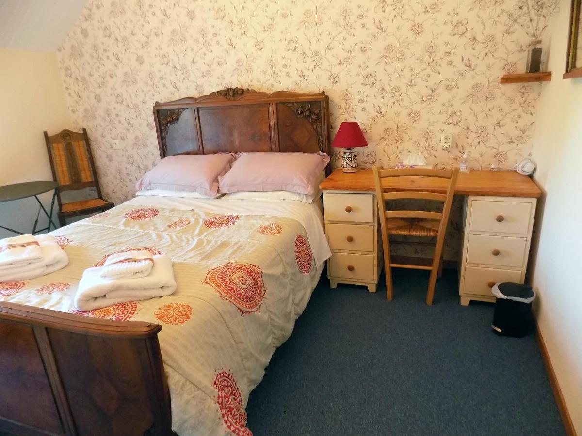 Chambres D'Hotes La Loge Sagrolle Urciers Buitenkant foto