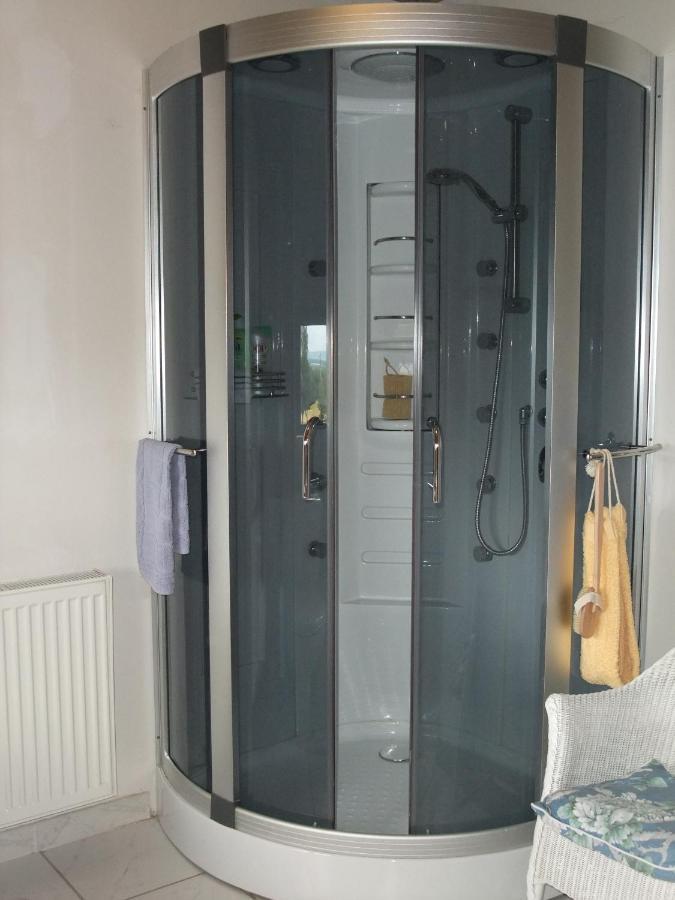 Chambres D'Hotes La Loge Sagrolle Urciers Buitenkant foto