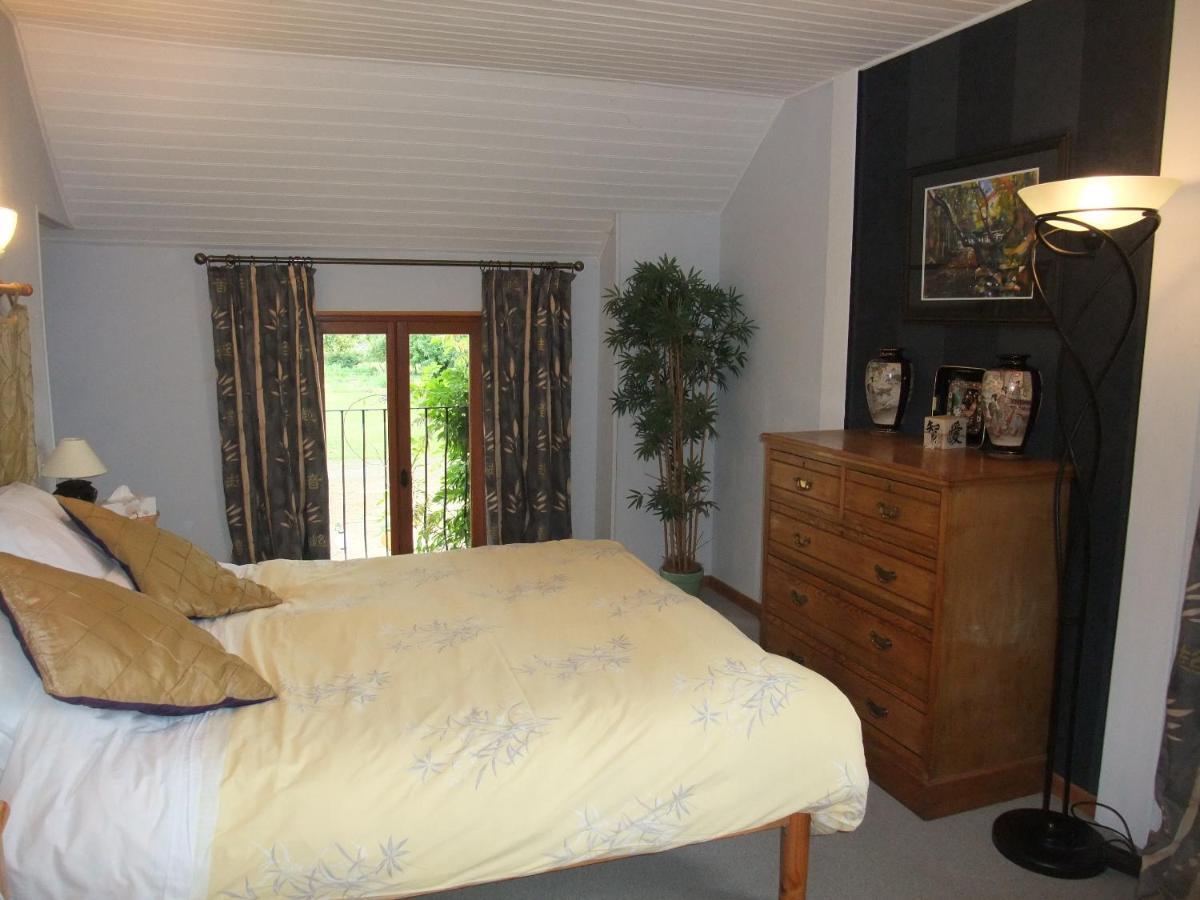 Chambres D'Hotes La Loge Sagrolle Urciers Buitenkant foto